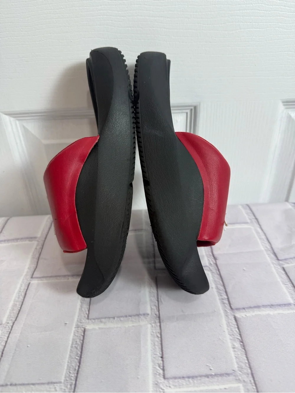 Jordan Red & Black Slide Sandals Youth Size 7Y | Comfortable Casual Slides